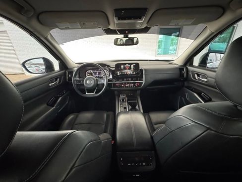Used 2022 Nissan Pathfinder SL FWD image 28