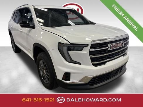 Used 2025 GMC Acadia Elevation image 1