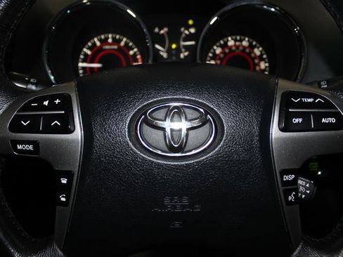 Used 2012 Toyota Highlander Limited w/ Tow Pkg AWD/4WD image 16