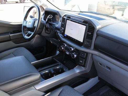 Used 2025 Ford F150 XLT w/ Equipment Group 303A High image 17