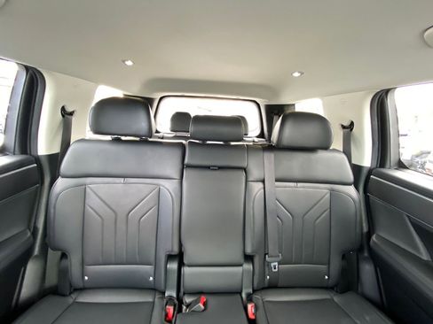 Used 2025 Hyundai Santa Fe SEL image 41