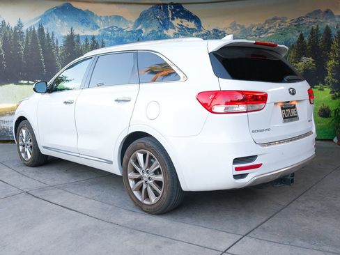 Used 2016 Kia Sorento SX w/ SXL Technology Package image 4