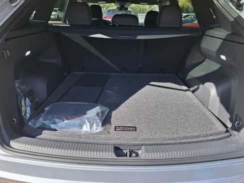 New 2026 Volkswagen Atlas Cross Sport SE image 24