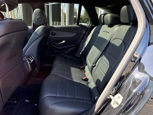 Used 2022 Mercedes-Benz GLC 300 4MATIC image 31