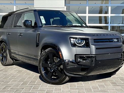 New 2026 Land Rover Defender 130 V8 image 2