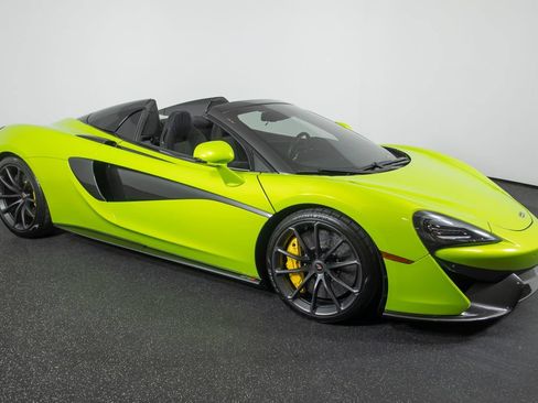 Used 2018 McLaren 570S Spider RWD image 28