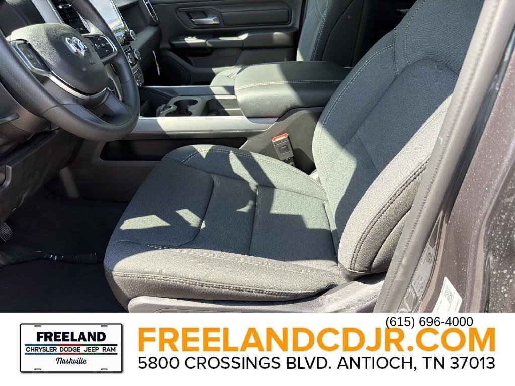 New 2026 RAM 1500 Express AWD/4WD image 19