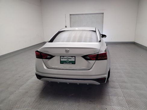 Used 2021 Nissan Altima 2.5 SV FWD image 7