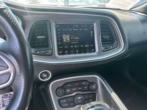 Used 2022 Dodge Challenger R/T Scat Pack w/ Plus Package RWD image 27