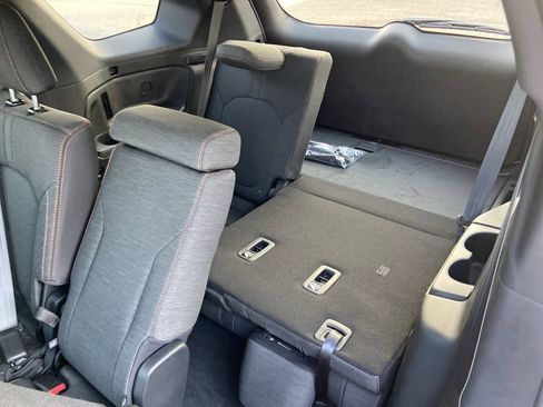 New 2025 Honda Pilot Sport image 50