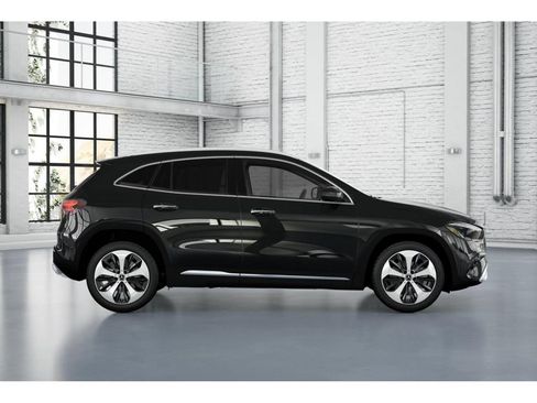 New 2026 Mercedes-Benz GLA 250 GLA 250 image 2