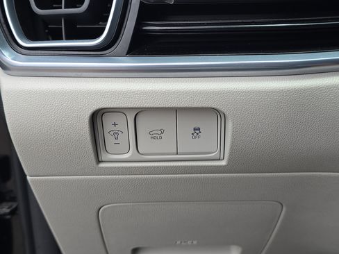 Certified 2025 Kia Sorento SX Prestige AWD/4WD image 30