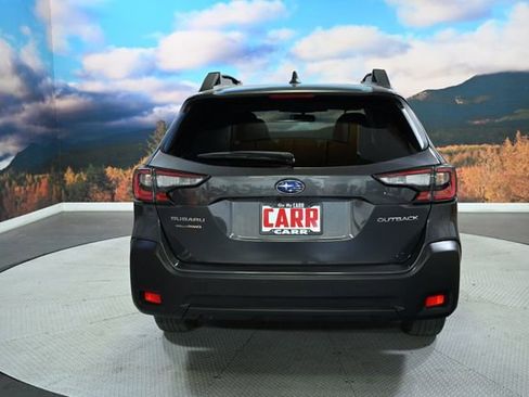 Used 2025 Subaru Outback Premium AWD/4WD image 7