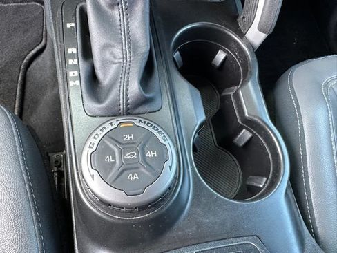 Used 2022 Ford Bronco Outer Banks AWD/4WD image 19