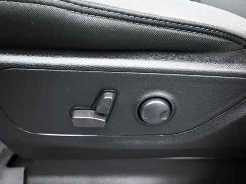 Used 2022 RAM 1500 Big Horn image 13