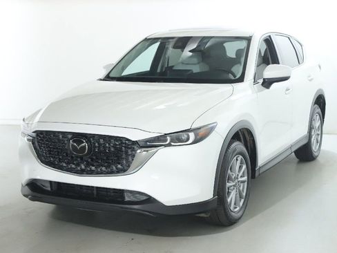 Used 2023 MAZDA CX-5 AWD 2.5 S w/ Preferred Package image 3