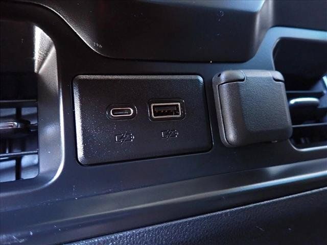 Used 2019 Chevrolet Silverado 1500 LT Trail Boss AWD/4WD image 9