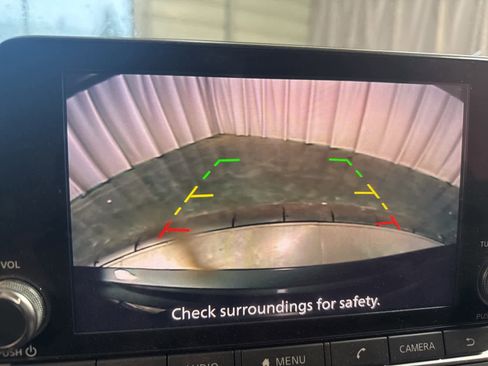 Used 2022 Nissan Altima 2.5 SR image 23