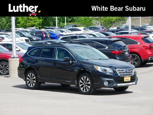 Used 2017 Subaru Outback 2.5i Limited AWD/4WD image 1