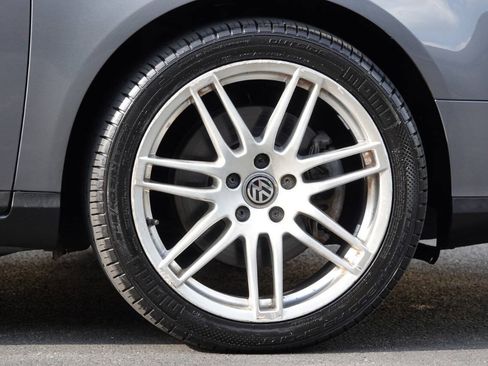 Used 2007 Volkswagen Passat 2.0T FWD image 44