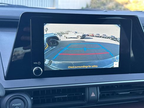 New 2026 Toyota Prius Plug-In Hybrid image 18