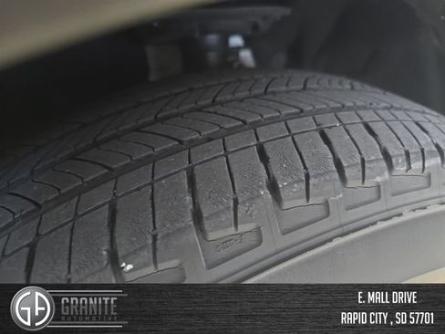 Used 2020 Ford Escape SEL AWD/4WD image 28