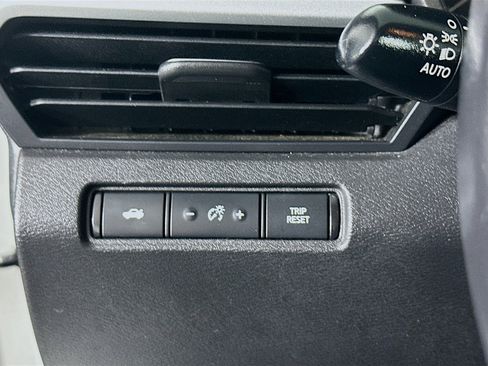 Used 2024 Nissan Altima 2.5 SR image 15