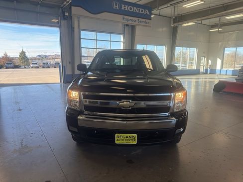 Used 2008 Chevrolet Silverado 1500 LT w/ Suspension Package, Off-Road image 8