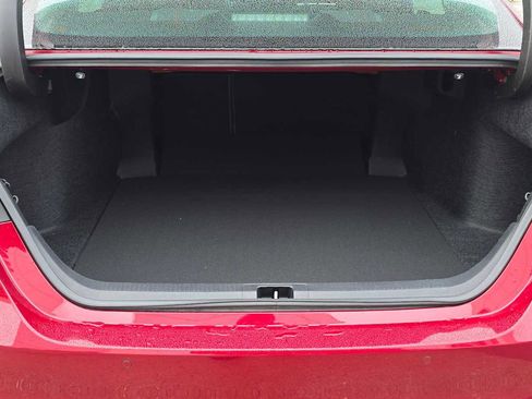 Certified 2018 Toyota Camry XLE image 18