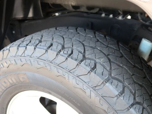 Used 2009 Toyota Tacoma PreRunner image 8