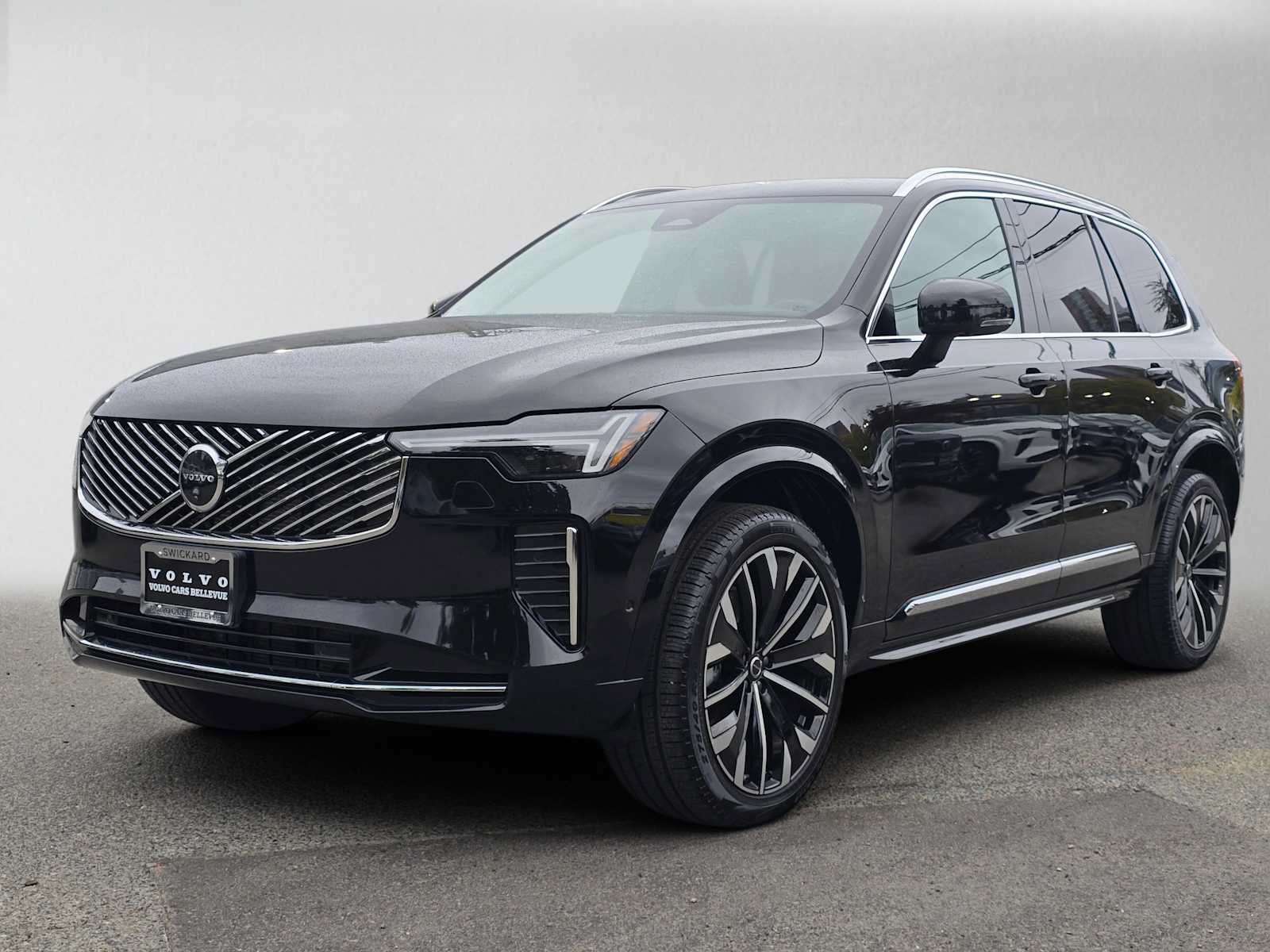 Used 2026 Volvo XC90 B6 Ultra w/ Protection Package AWD/4WD image 7