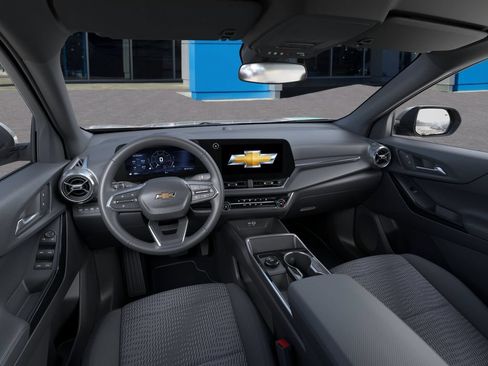 New 2027 Chevrolet Equinox LT FWD image 15