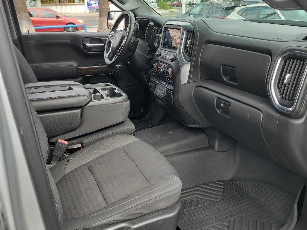 Used 2020 Chevrolet Silverado 1500 RST AWD/4WD image 18