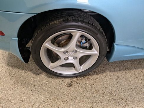 Used 2002 MAZDA MX-5 Miata LS RWD image 10