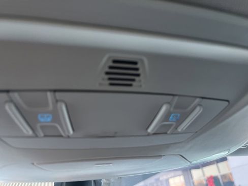 Used 2018 Ford Escape Titanium image 21