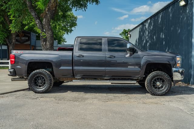 Used 2016 Chevrolet Silverado 2500 LT w/ LT Convenience Package AWD/4WD image 7