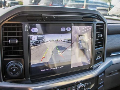 Used 2025 Ford F150 Lariat w/ Equipment Group 501A Mid AWD/4WD image 39