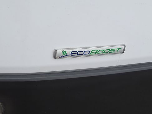 Used 2024 Ford Transit 350 XLT RWD image 9