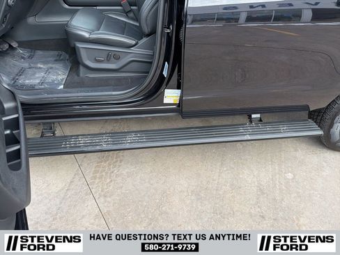 Used 2025 Ford Expedition Max Platinum image 14