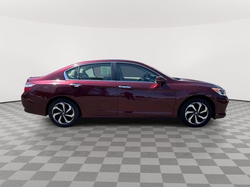 Used 2017 Honda Accord EX-L image 5