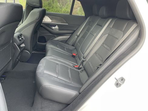 New 2026 Mercedes-Benz GLE 53 AMG 4MATIC Coupe image 37