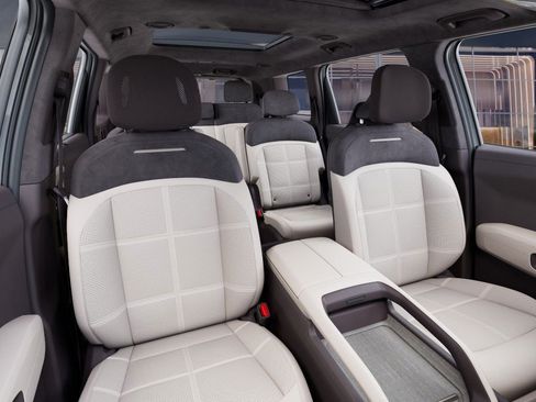 New 2027 Kia Telluride X-Line SX Prestige w/ Executive Package image 15