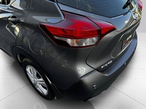 Used 2020 Nissan Kicks S FWD image 13