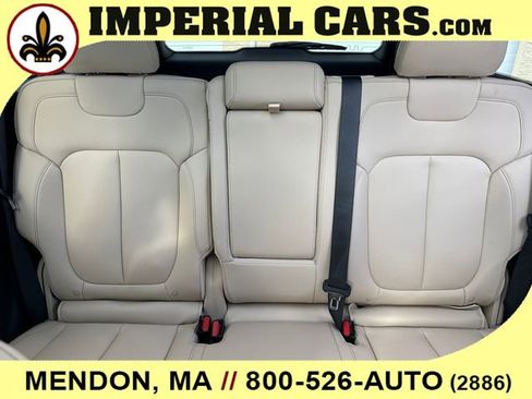 New 2025 Jeep Grand Cherokee Limited image 36