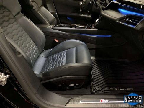 Used 2023 Audi RS e-tron GT w/ Carbon Performance Package image 86