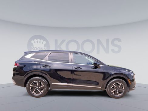 Used 2023 Kia Sportage LX AWD/4WD image 12