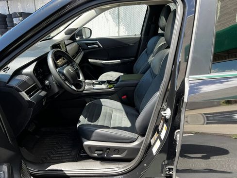 Used 2025 Mitsubishi Outlander SE AWD/4WD image 15