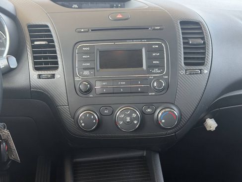 Used 2015 Kia Forte EX FWD image 16