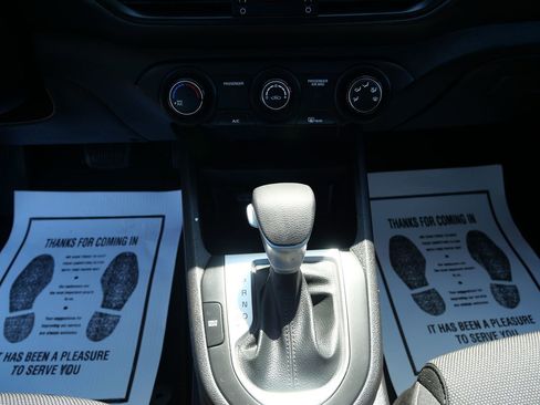 Used 2023 Kia Forte LXS FWD image 13