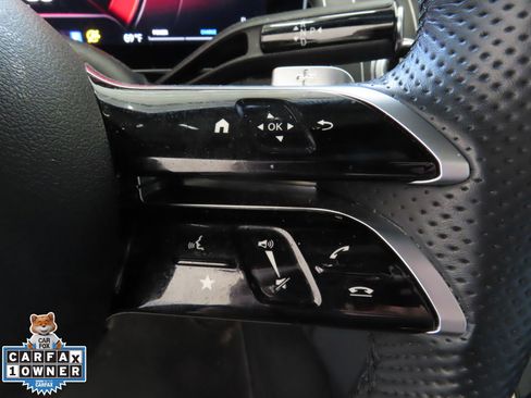 Used 2023 Mercedes-Benz GLC 300 4MATIC image 16